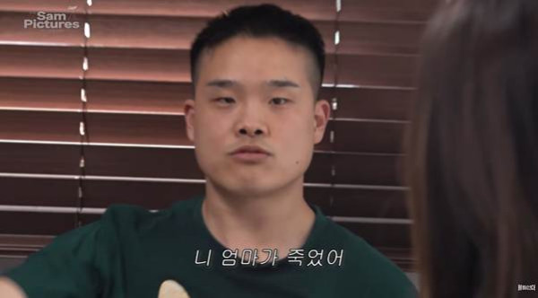 엄마가 돌아가셨다는 말을 듣자 아들이 보인 반응.jpg | 인스티즈