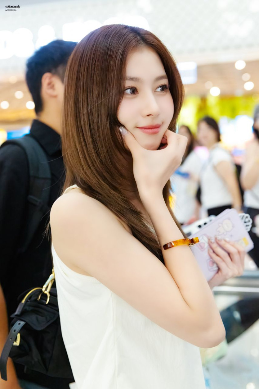fe1b6e3ee41c9e22ce1164b897669bcd_1754056236_0496.jpg