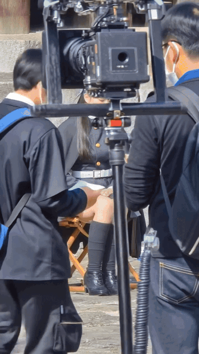 6bcdb4cf9a657f9089b05bbaca4c6a8b_1758575664_122.gif