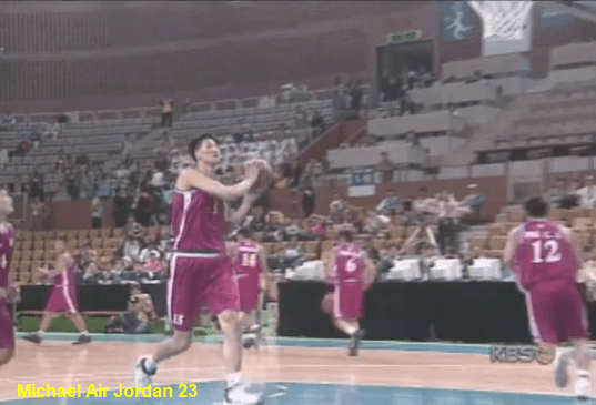73e42de817464bd656e73c86221d99a2_1758749197_0739.gif