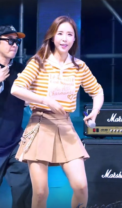 a18c8890450a85333dd20ce1fd2c08fc_1758901598_222.jpg