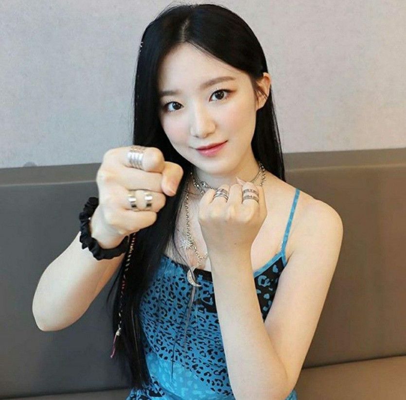 a47f7ae8493bbdb4673404257a3ac12d_1757408046_5583.jpg