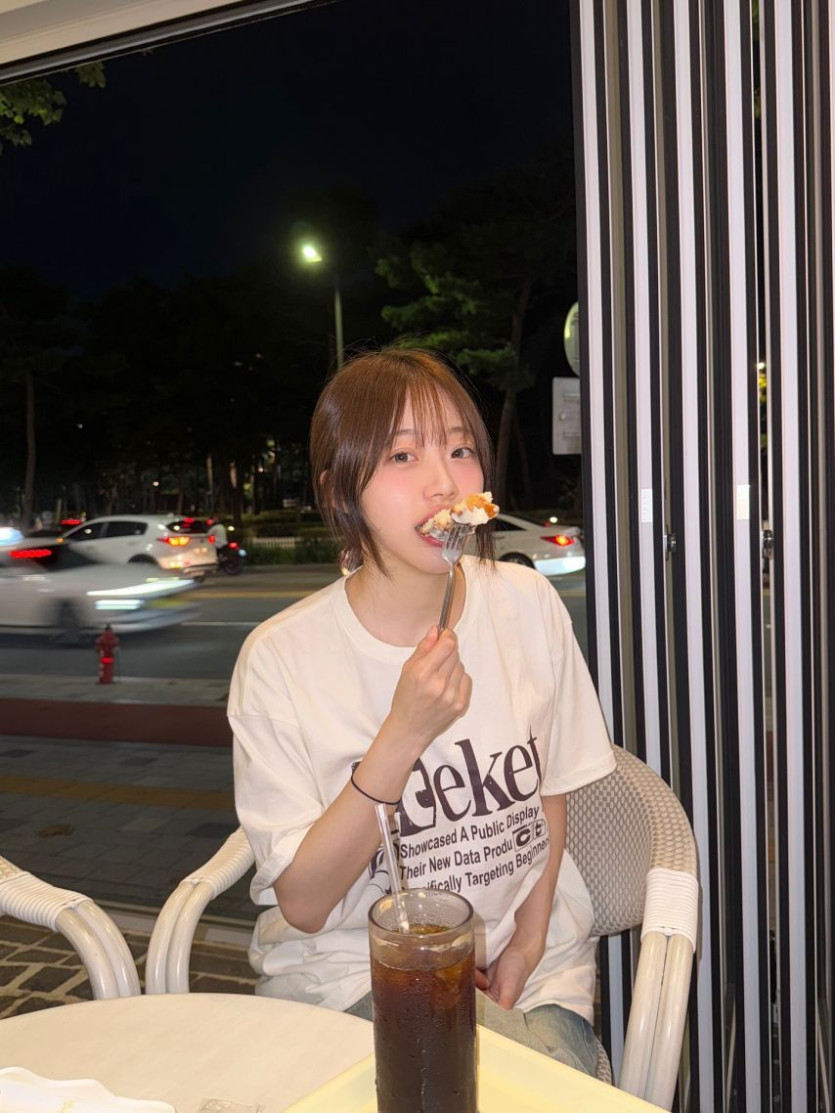 090440a69a2658a5cc3b29c5d485bfa2_1757472435_2015.jpg