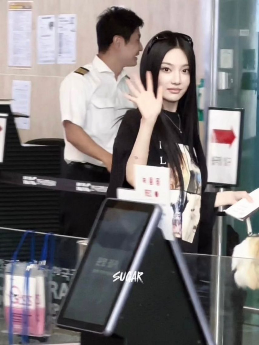 3d788bcd320373d7028bc2ad97ace8cd_1759073723_8514.jpg
