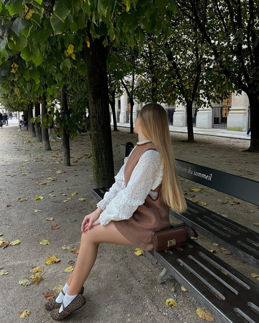 7ddf3d3b5250ef730022d8c8eb624517_1758235216_0562.jpg