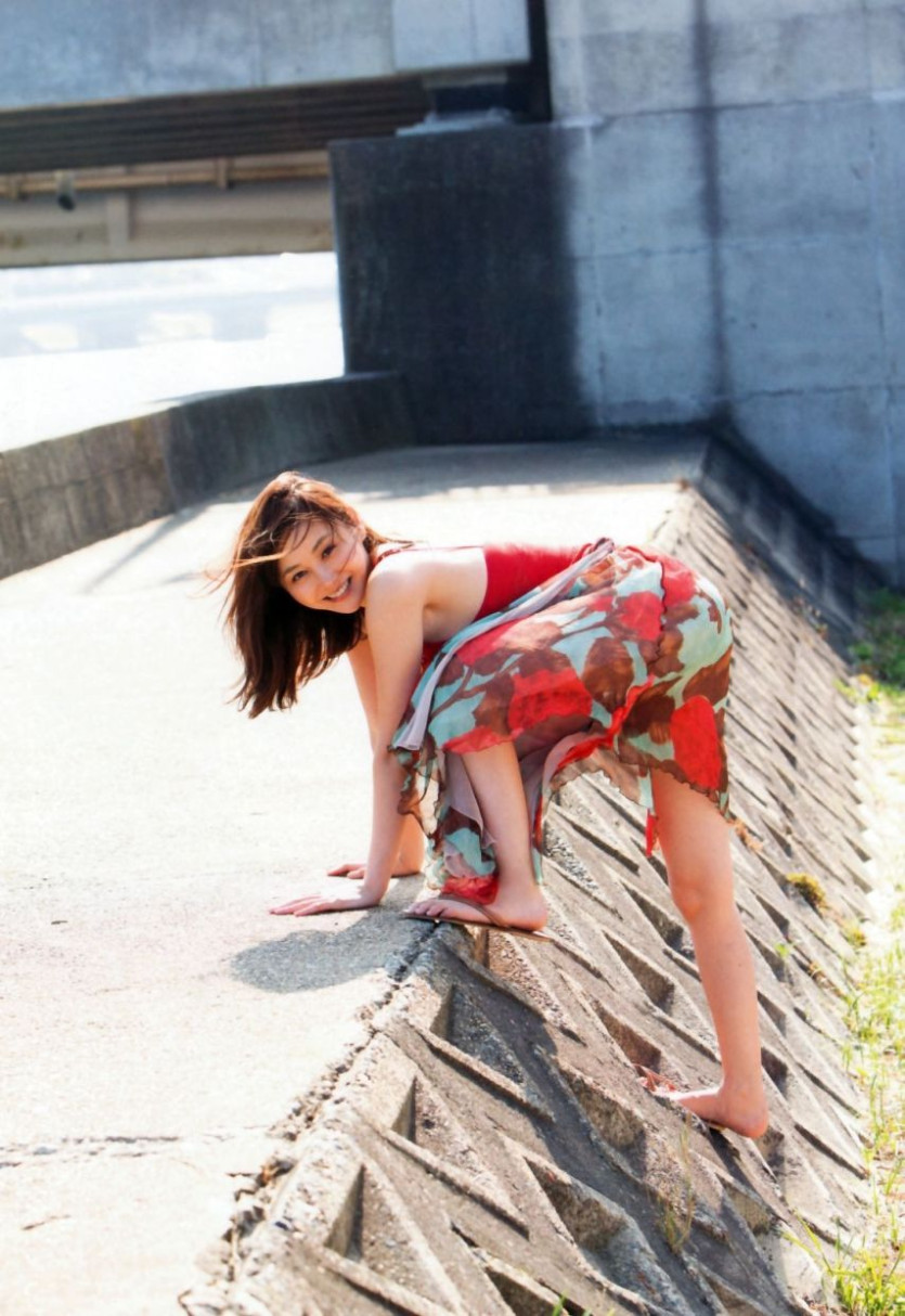 9a94913a4a750e8468fa140cd402fe9f_1756917494_02.jpg