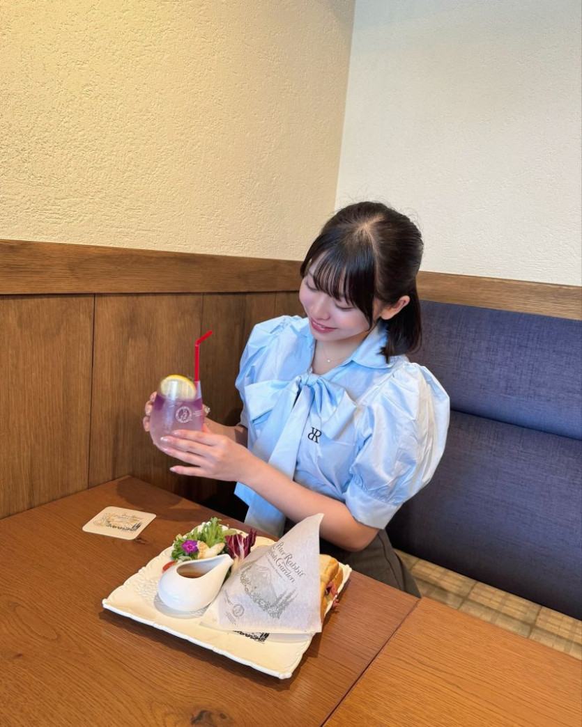 d73553daae1df11c416fa43285a8151b_1758306092_9579.jpg