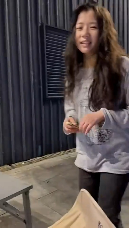 4945c968f17a34aba24bbc9f62079497_1759982141_1176.jpg