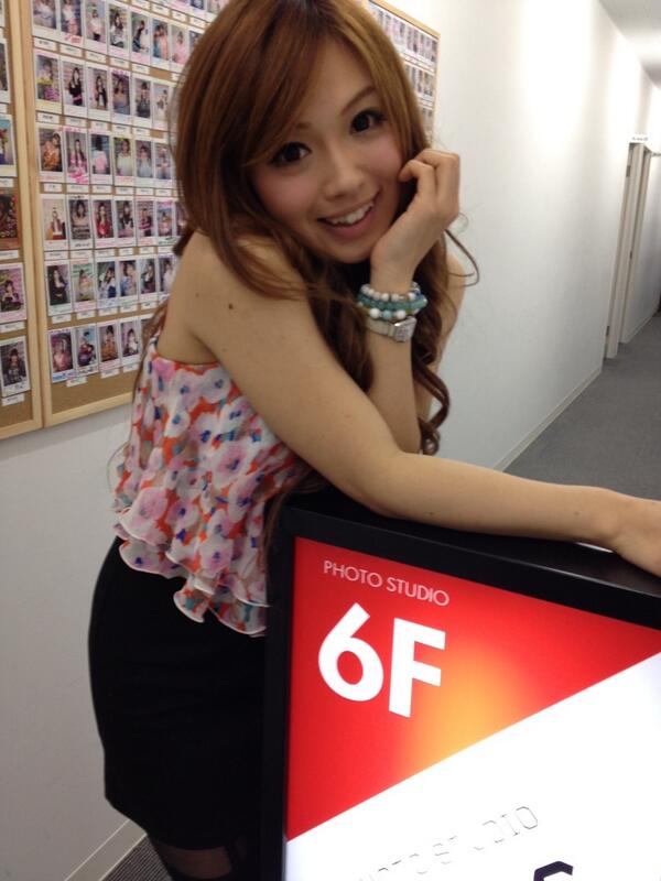6eff4bbc1d6867fe5ce473aaa4595313_1759588013_7866.jpg