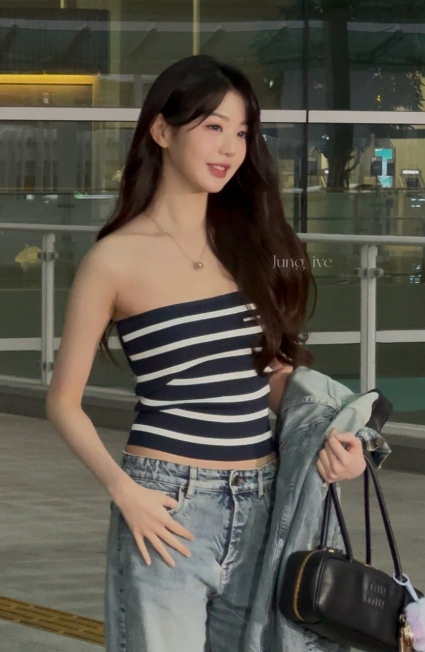 09b9af7e5db9af53bcd252ee46a1a655_1759641547_7486.jpg