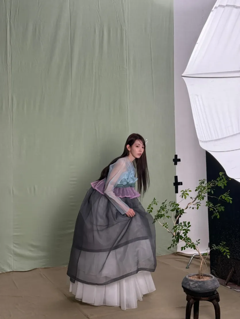 1c956ea942cc6c4bd2bc353010571d7a_1759487603_3025.webp