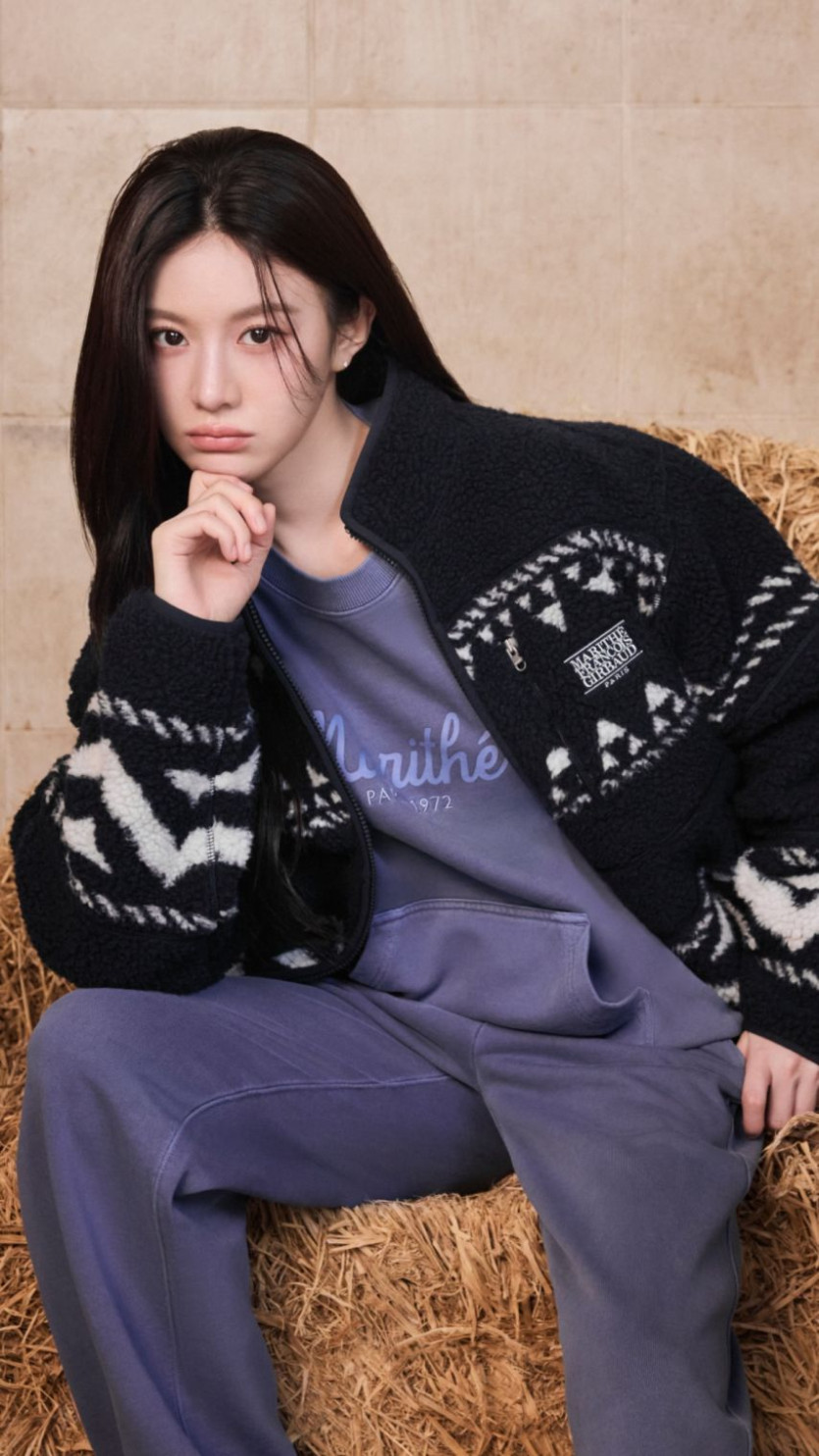 27a05aecc28a19215baae4070576cbf5_1759914056_718.jpg