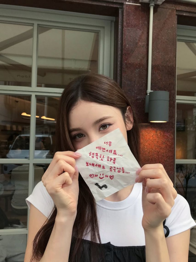 cbceb8d9cd4adedb31ac84ddde9fe2a7_1759334340_1926.jpg