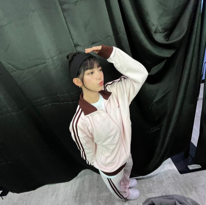 e1db2a85b88135ee3da22f36fcc35abe_1759921940_0022.jpg