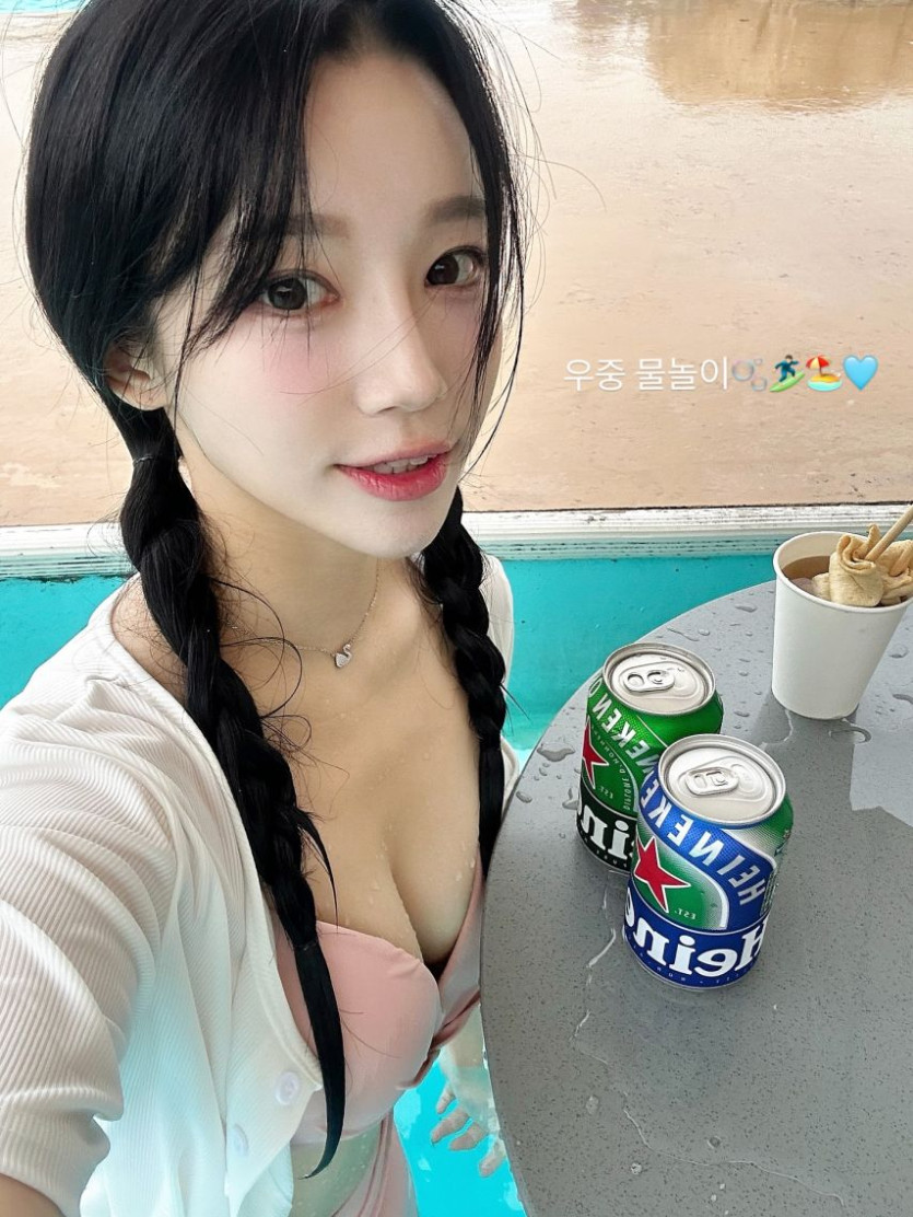 fe65a88fa0e771bef354f7bbea87e56f_1759990777_0111.jpg