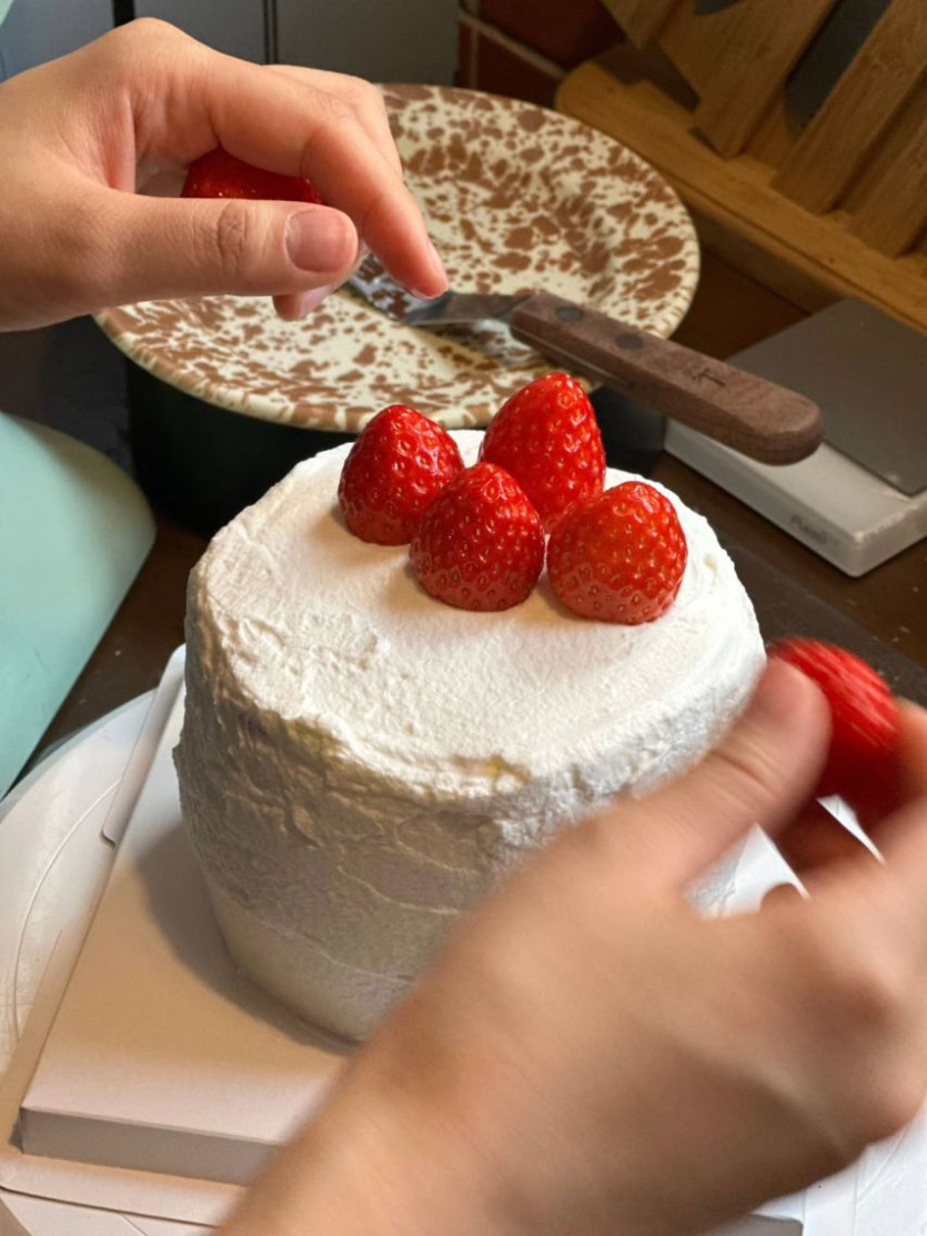 1b2c9cea68e37fac6433ee4d9d7ebf11_1773878667_6374.jpg
