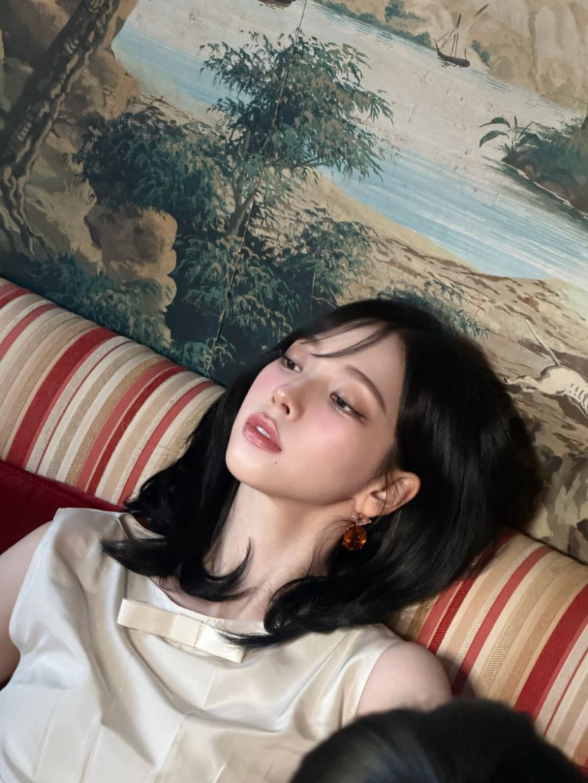 12302d7af52c48bcbe6f3f7daf9b24ec_1776859540_0629.jpg