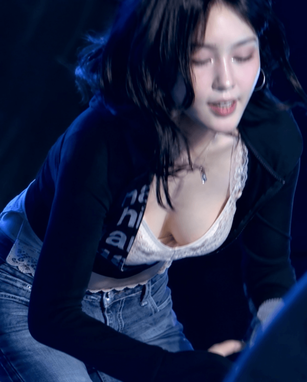 c8c9eb2f202e0dfe919c5d7e8094324d_1790091602_7615.png