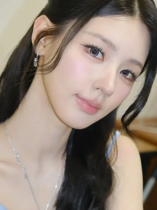 58b8bc4a2947da322ff36a7f42653d39_1790802603_2146.webp