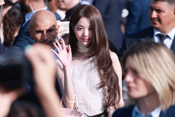 88eefa9b4e3cf5af3baca52167717848_1792760622_7364.jpg