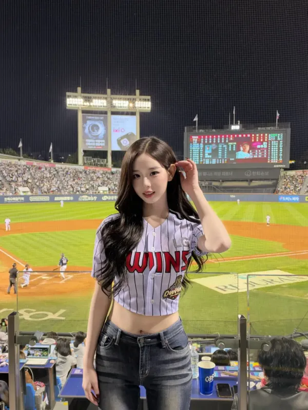 c2ea5dee9ce94333a60916a36454c405_1792461762_1083.webp