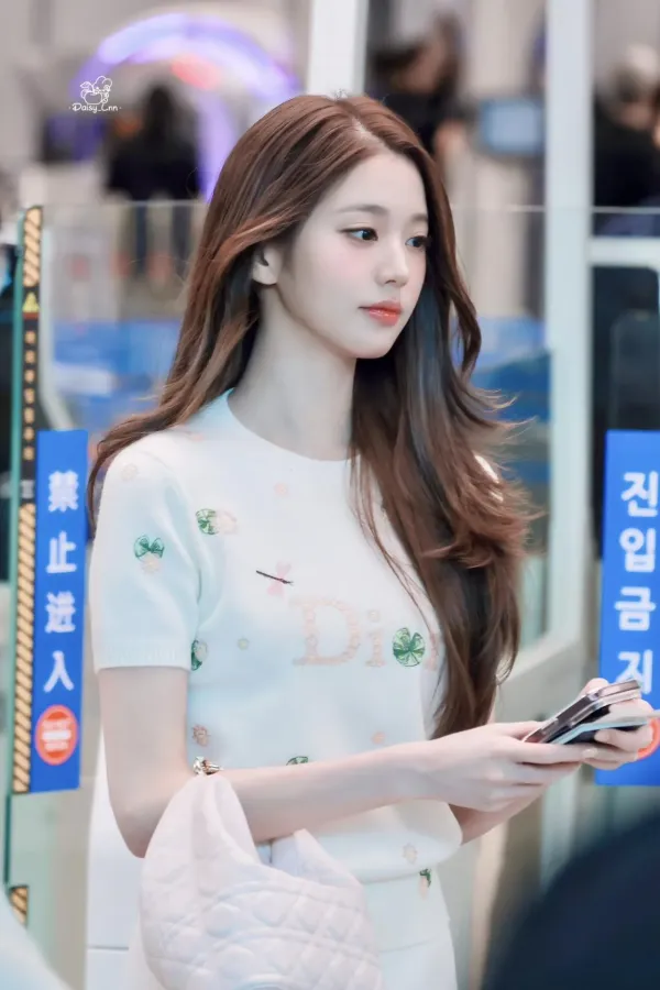 d8a6fffa01fbf5744db4ed4bf74aaaaa_1792077338_8383.webp