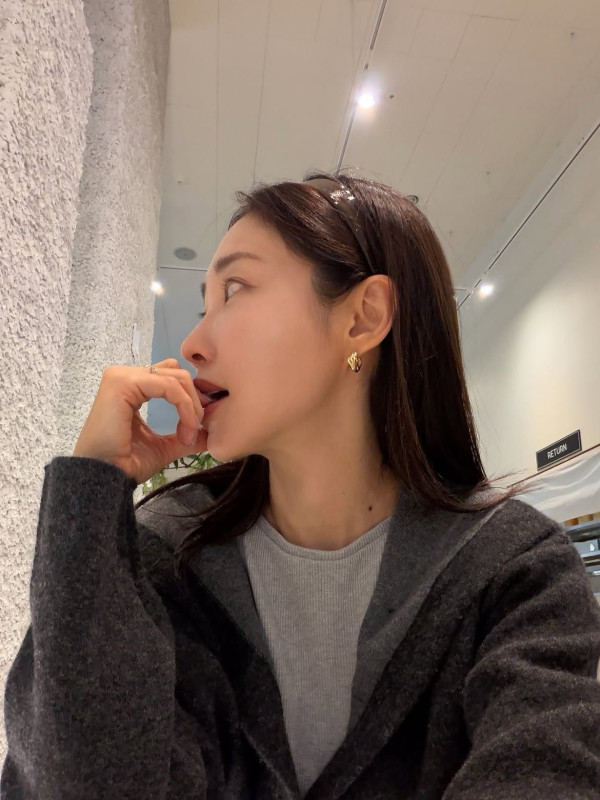 d8d65691e209016c65aa9f6cc0d0930e_1791541218_006.jpg
